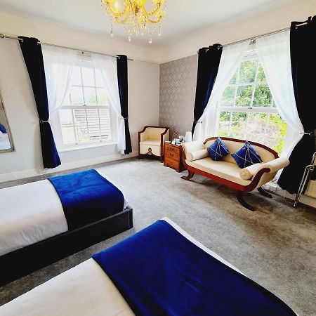 Beaufort Lodge - Central Location & Free Parking Taunton Eksteriør bilde