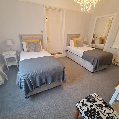 Beaufort Lodge - Central Location & Free Parking Taunton Eksteriør bilde